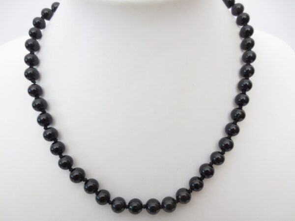 0,8cm Kette mit kleinen Steinperlen schwarzer Onyx