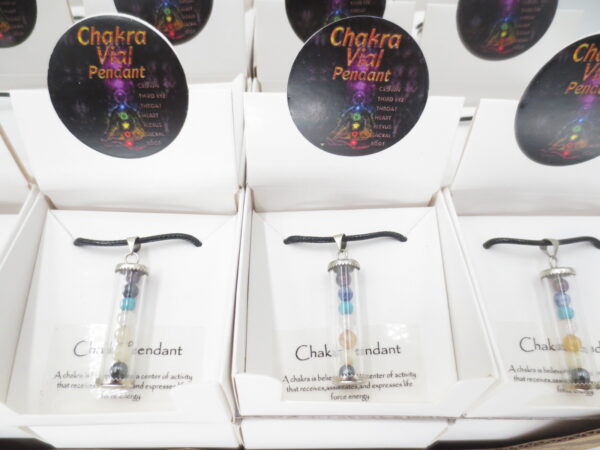 7 Chakra Vial Pendants - Grohandel