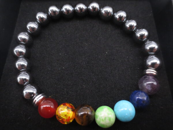 8mm Armband Hmatit 7 Chakra