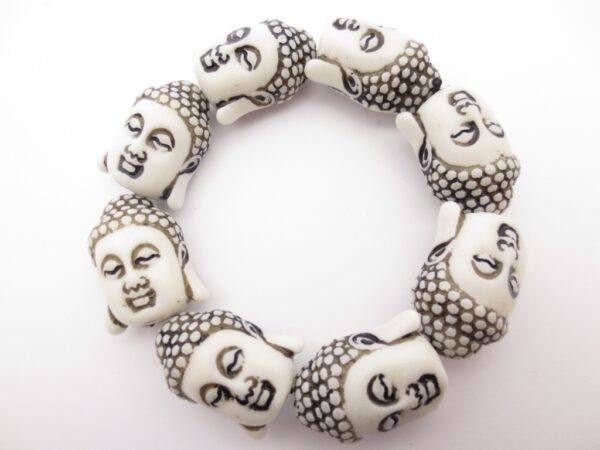 Armband mit Meditation Buddhas in wei