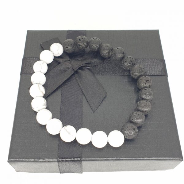 Grohandel - 8mm Yinyang ArmbandHowlite mit Lavastein und Geschenkbox