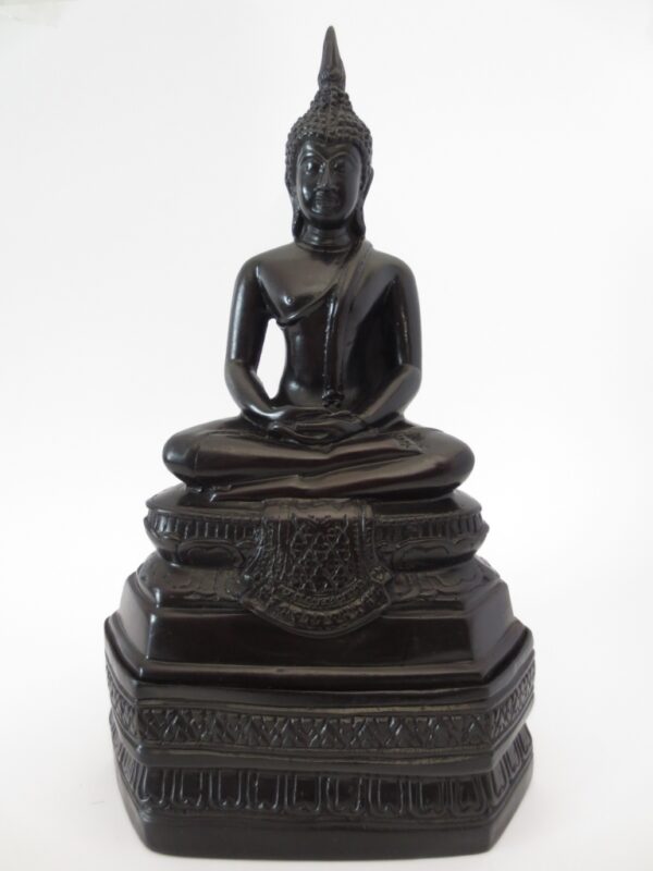 Grohandel - Meditierender thailndischer Buddha