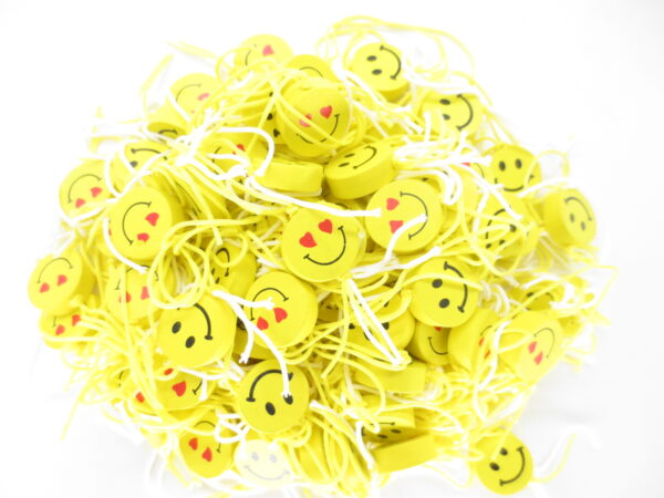 Grosshandel Runde Smiley Glck anhanger