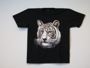 T-Shirt mit weiem Tiger