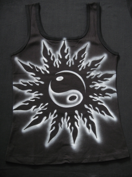 Yin Yang mit Flamme Top