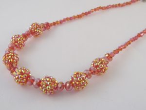 Imitation Shamballa Kette rot