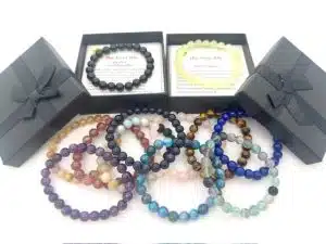 8mm Edelsteinarmbänd mit Box