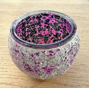 Teelichthalter aus Mosaikglas – Lila-Silber