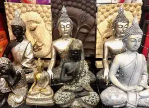 Meditations-Buddha-Statuen
